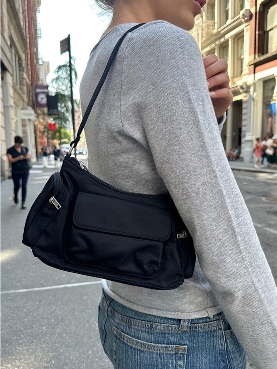 Brandy Melville Handbags - Brandy Melville Black Cargo Shoulder Bag